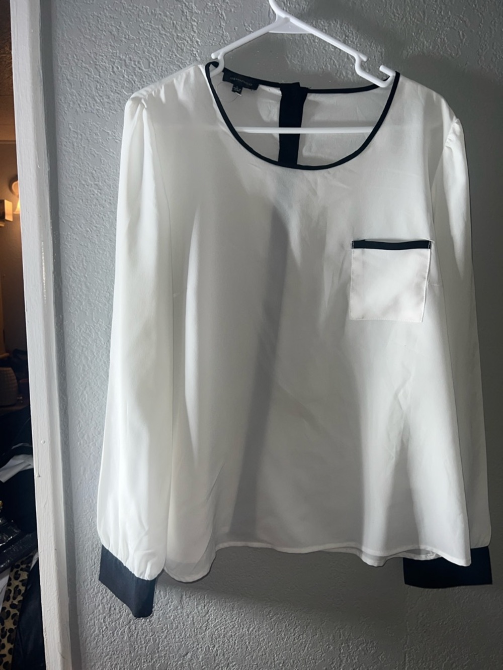 Spense White Blouse with Black Contrast Trim, Back buttons size L